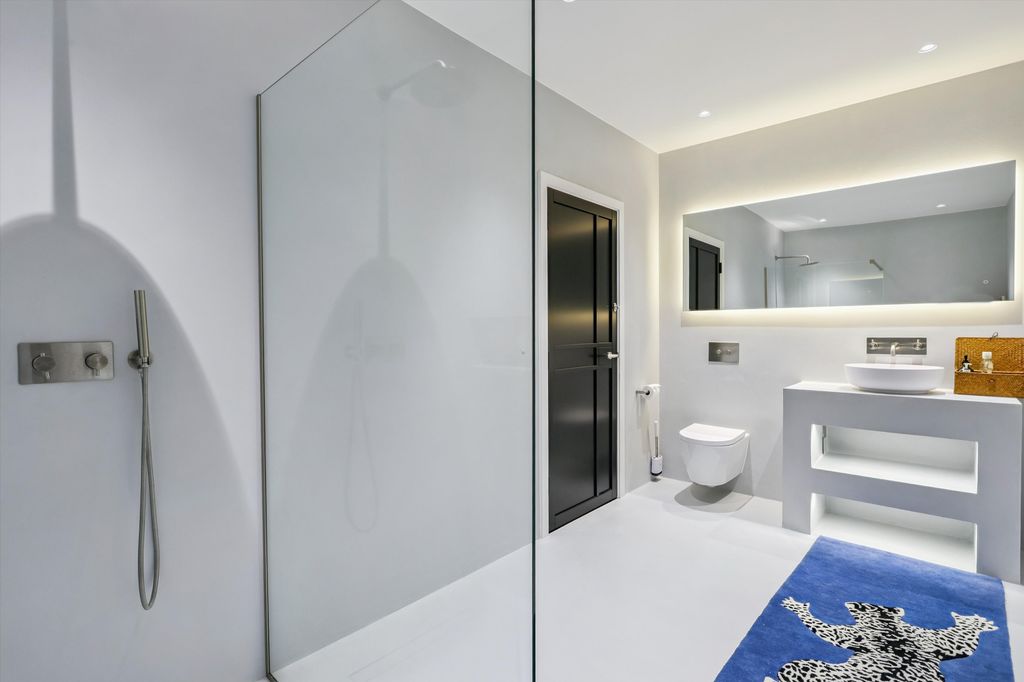 Additional image 18 of 5 bed detached house to rentLondon Road, Windlesham, Surrey GU20