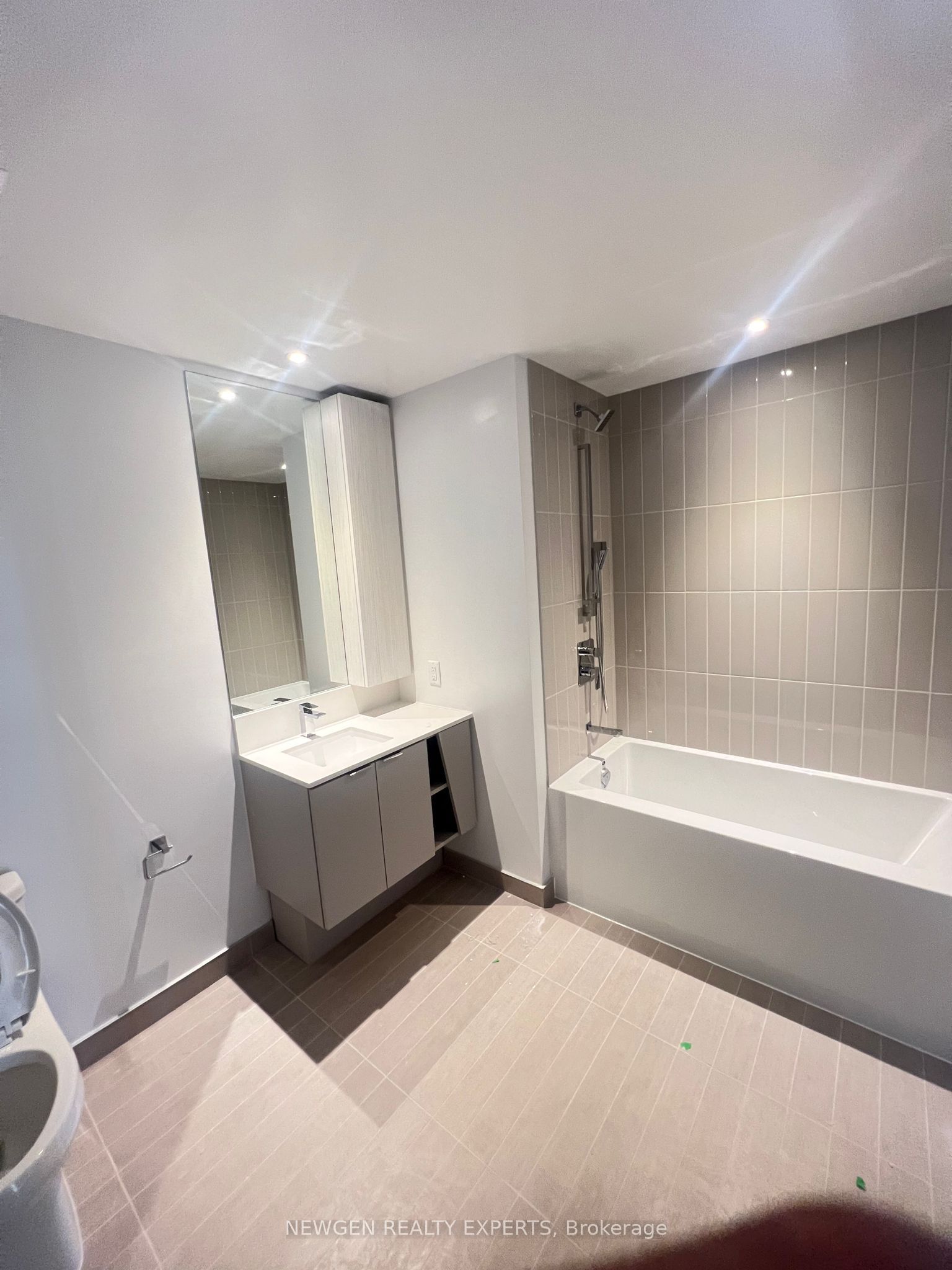 Additional image 6 of 3512-3883 Quartz Road, Mississauga, ON, L5B 0M4