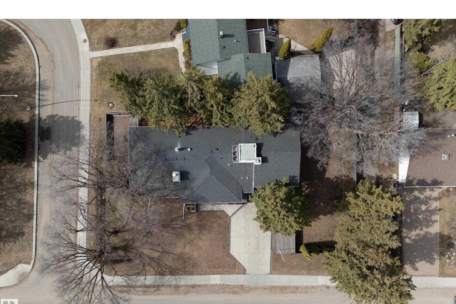 Additional image 8 of 8444 118 Street NW, Edmonton, AB, T6G1T3