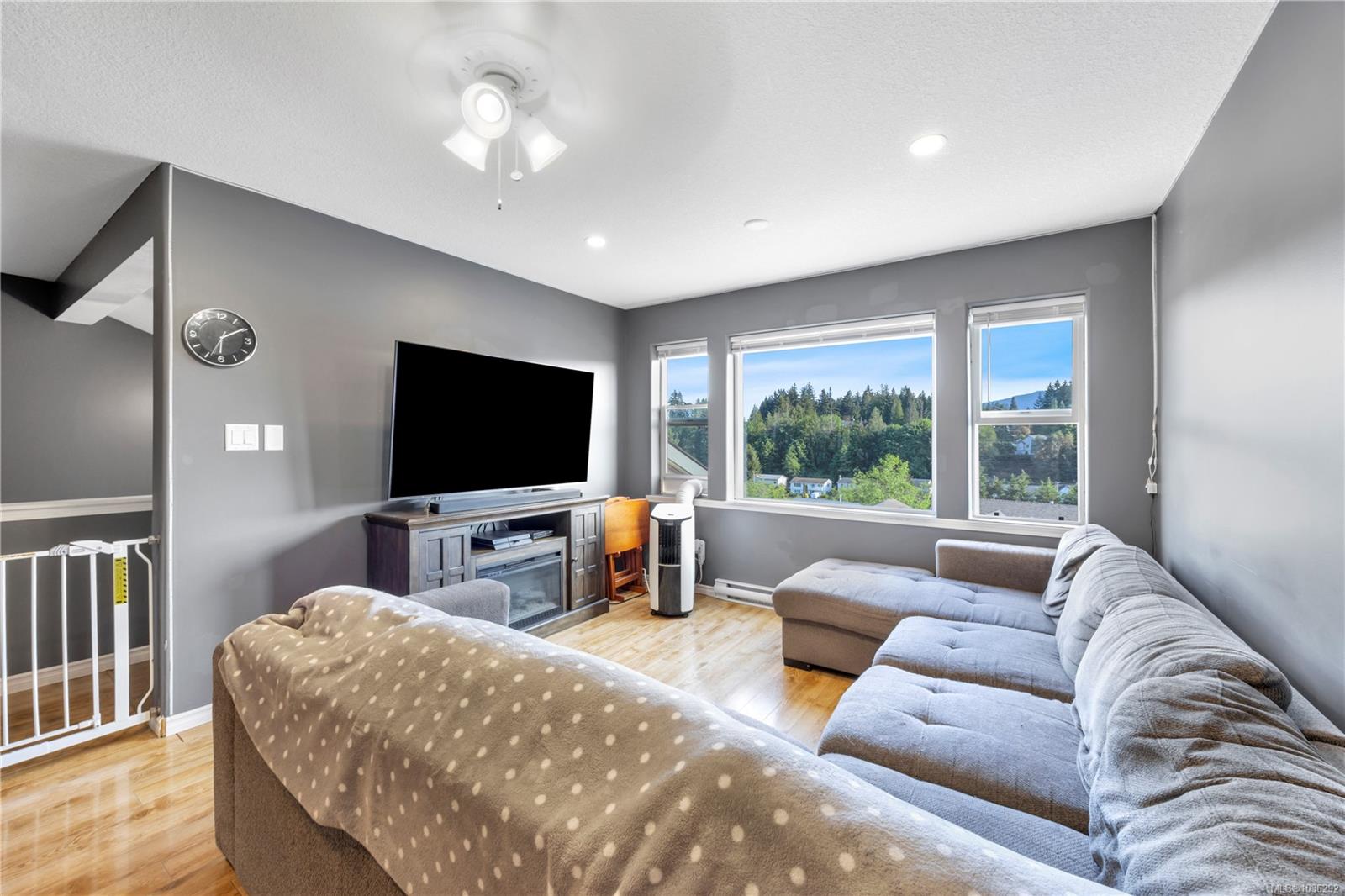 Additional image 3 of 4780 Fairbrook Crescent, Nanaimo, BC, V9T 6M6
