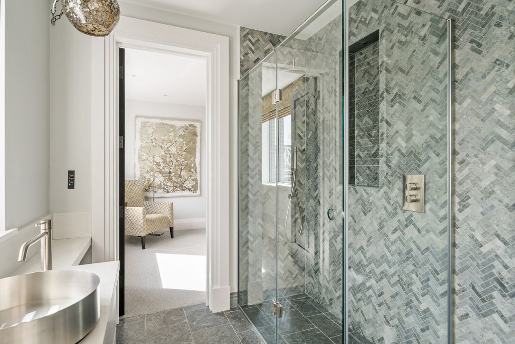 Additional image 19 of 5 bed flat to rentPrinces Gate, Knightsbridge, London SW7, United Kingdom