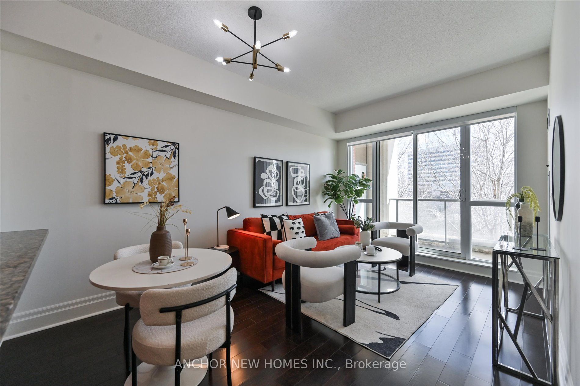 210-57 Upper Duke Crescent, Markham, ON, L6G 0B9