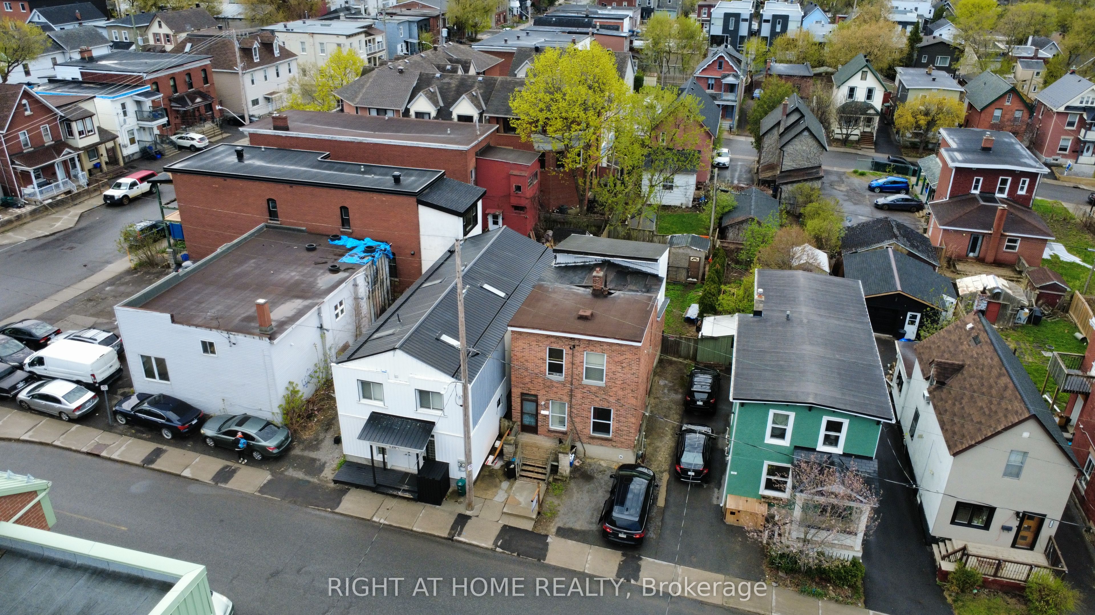 122 Eccles Street S, Ottawa, ON, K1R 6S8