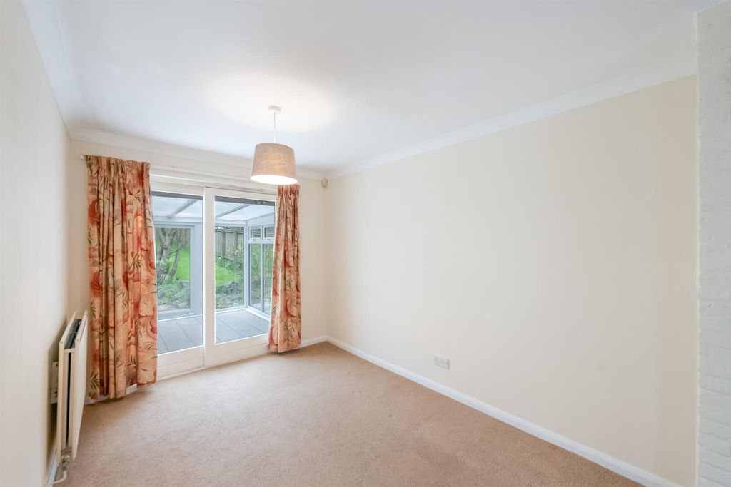Additional image 13 of 3 bed detached bungalow for sale18 Ashley Avenue, Dollar FK14