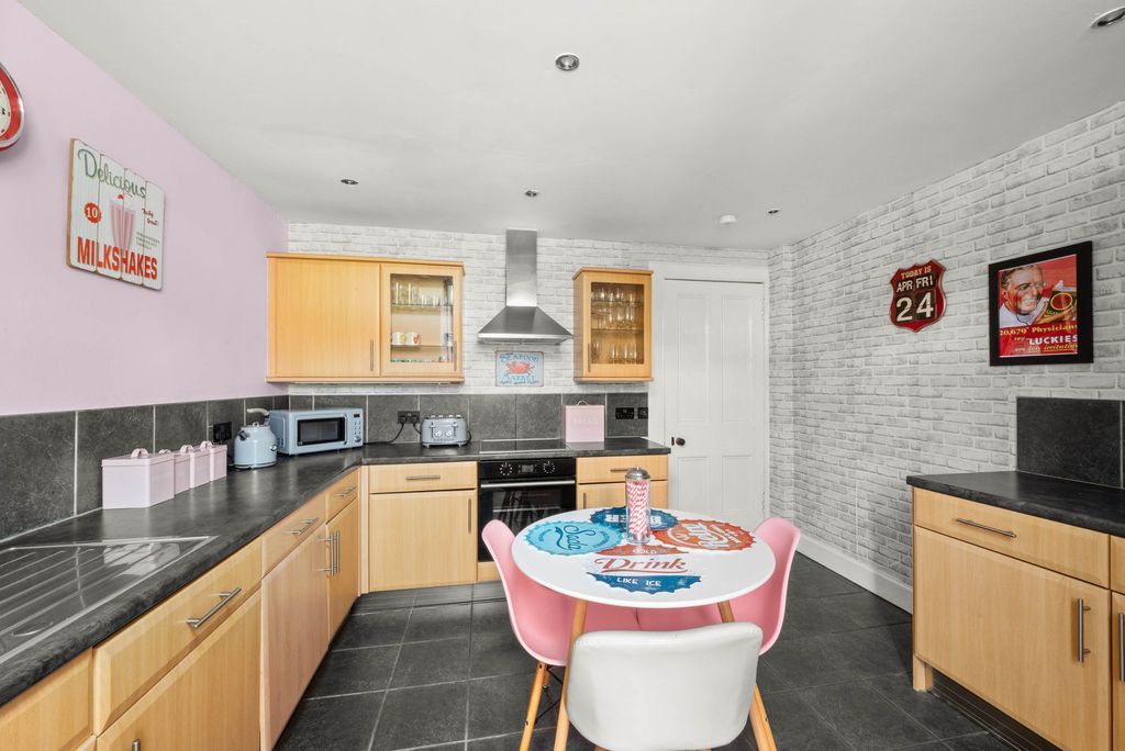Additional image 4 of 4 bed maisonette for sale5c Hill Street, Broughty Ferry DD5