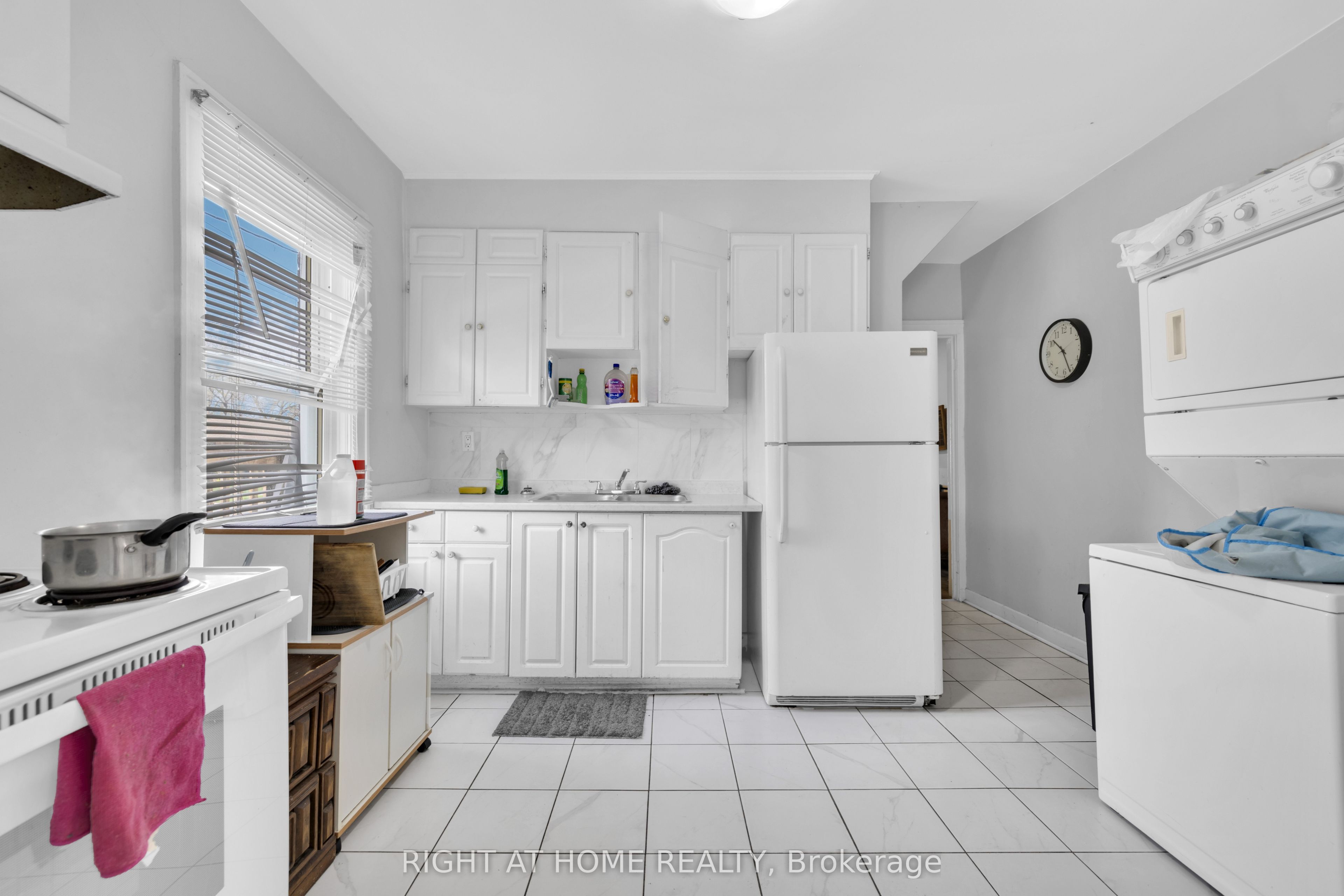 Additional image 6 of 3497 Peter Street, Windsor, ON, N9C 1J4