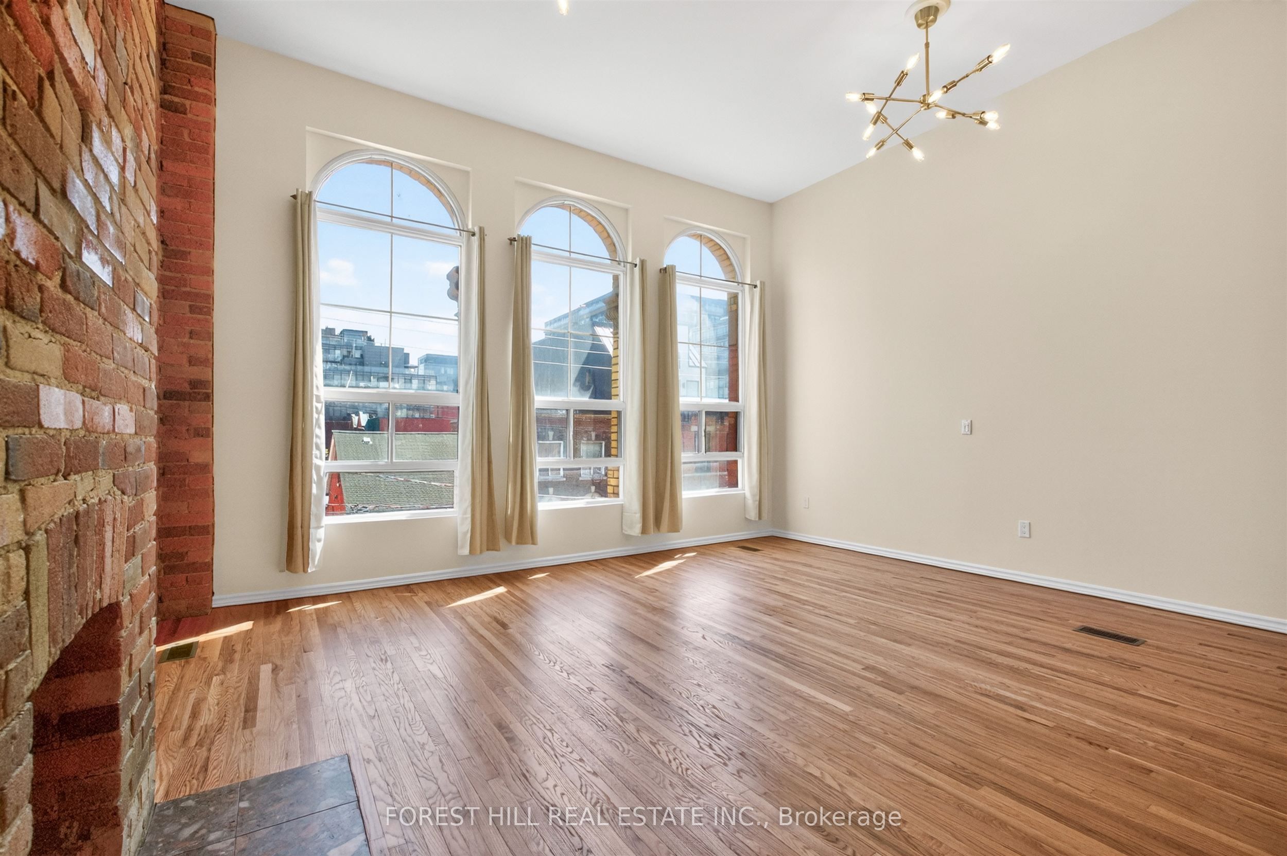 Additional image 4 of 3-492 Queen Street W, Toronto, ON, M5V 2B3