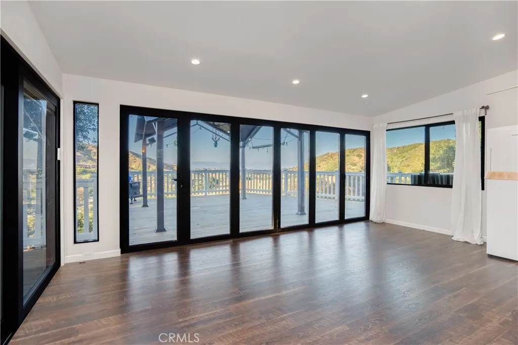 Additional image 14 of 3582 Elm Drive, Calabasas, CA 91302