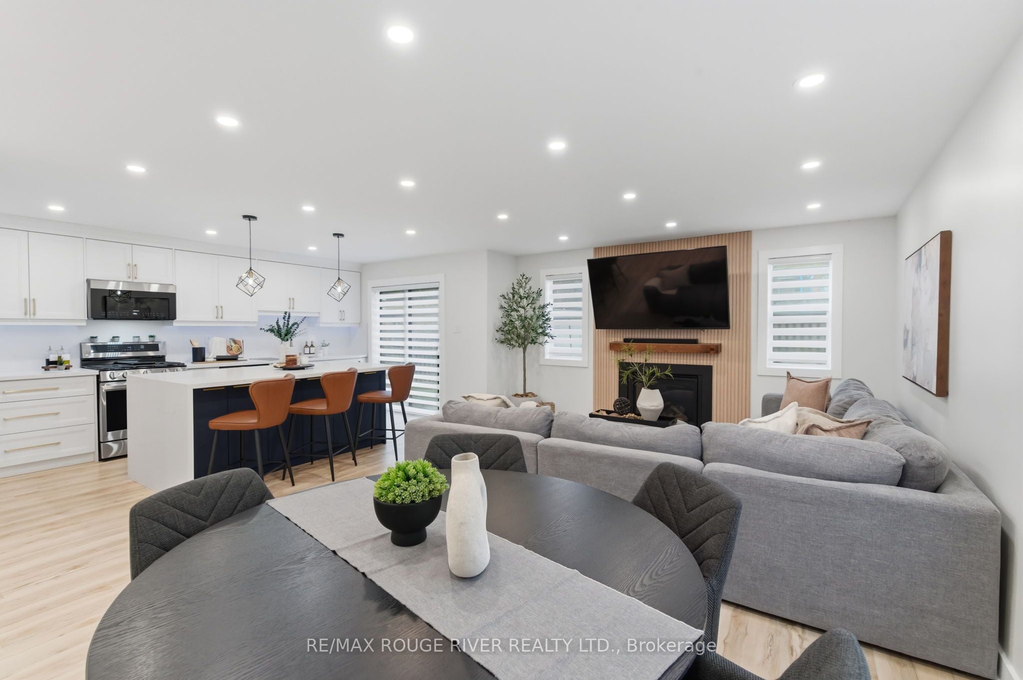 Additional image 6 of 15 Virginia Drive, Whitby, ON, L1R 2Y1