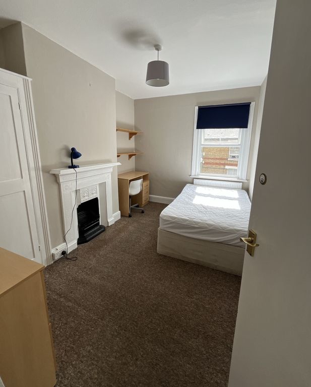 Additional image 6 of 6 bed flat to rentSt. Clements Street, Oxford OX4