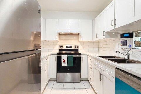 Additional image 7 of 307-9942 151 Street, Surrey, BC, V3R 0V4
