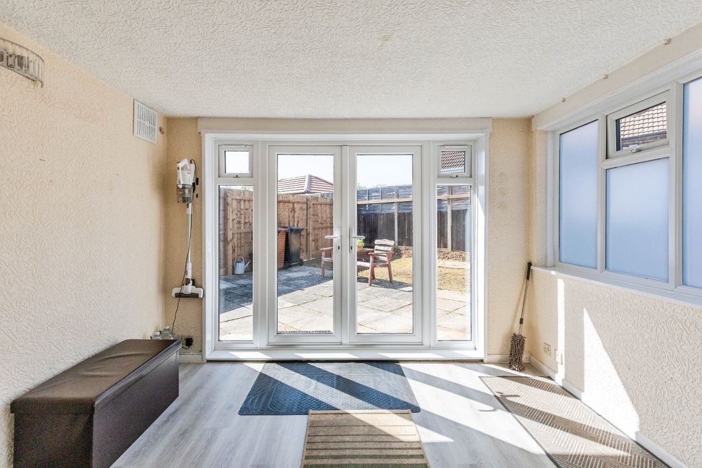 Additional image 7 of 2 bed bungalow for saleThe Pyghtle, Wellingborough NN8
