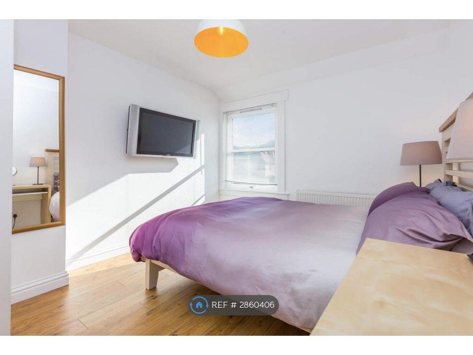 Additional image 5 of 2 bed terraced house to rentNewton Crescent, Rosyth, Dunfermline KY11