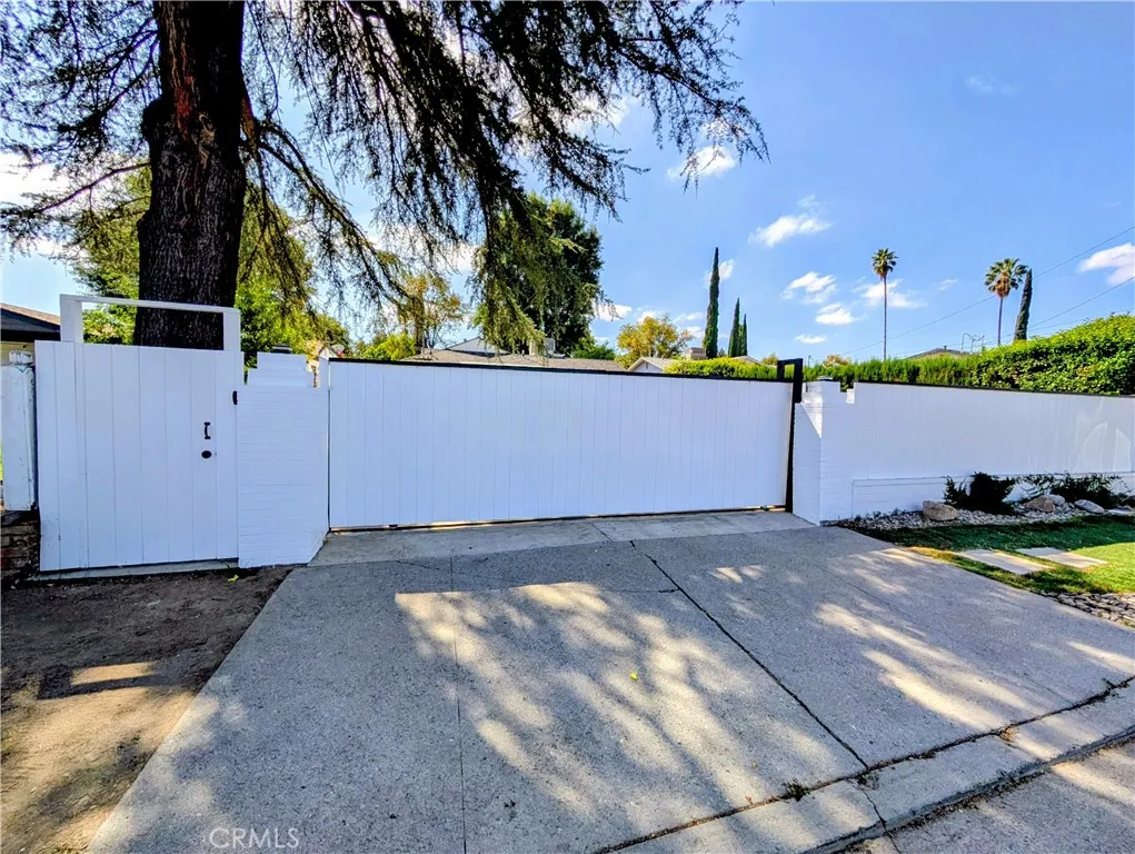 Additional image 61 of 23130 Victory Blvd, Woodland Hills, CA 91367