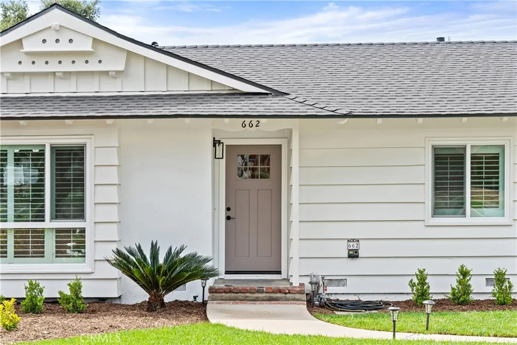662 E Foothill Blvd, Glendora, CA 91741 photo 4
