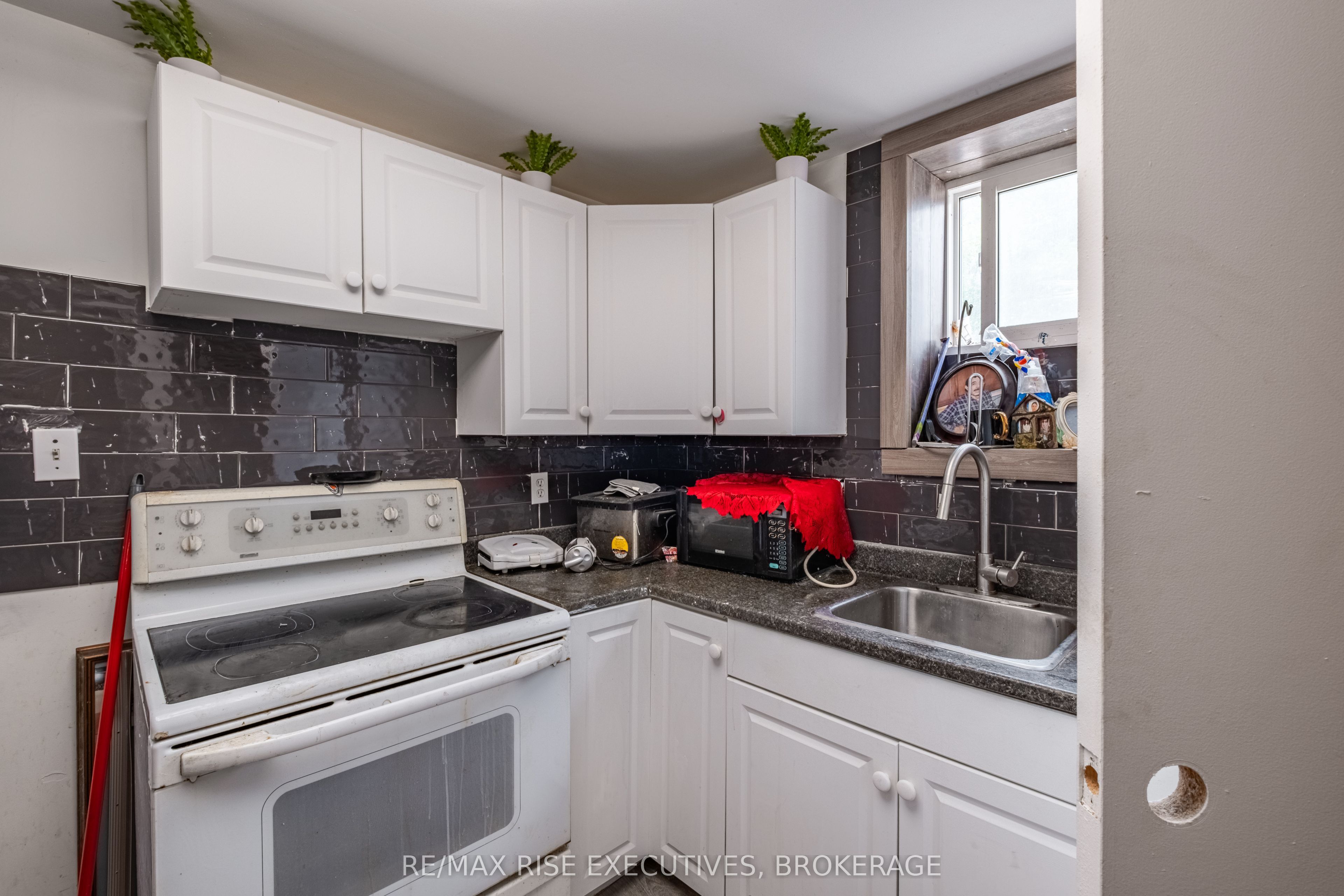 Additional image 5 of 61 Seventh Avenue, Kingston, ON, K7K 2M5
