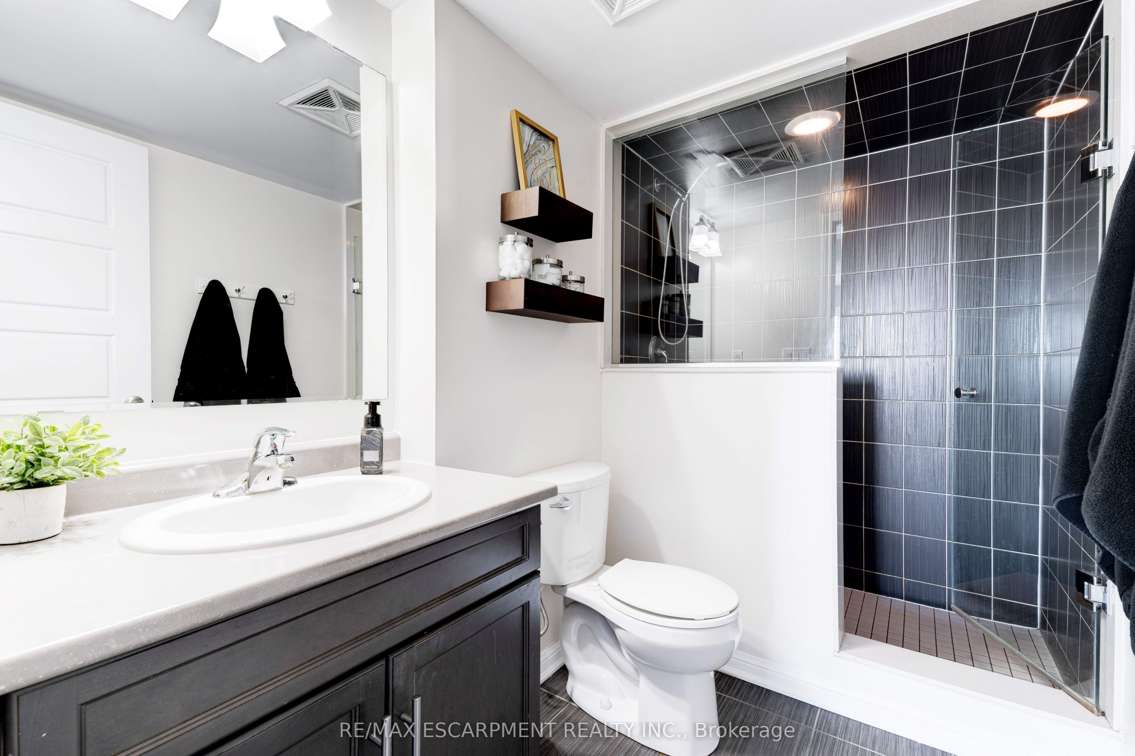 Additional image 5 of 406-1045 Nadalin Heights, Milton, ON, L9T 8R5