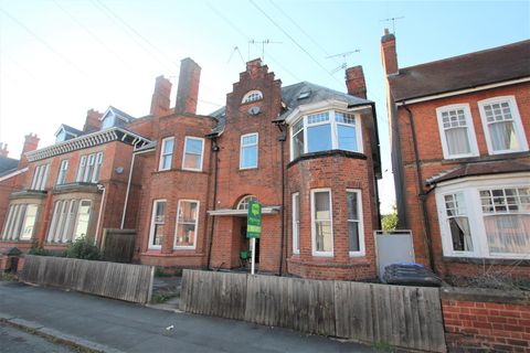 Clarendon Park Road, Leicester LE2