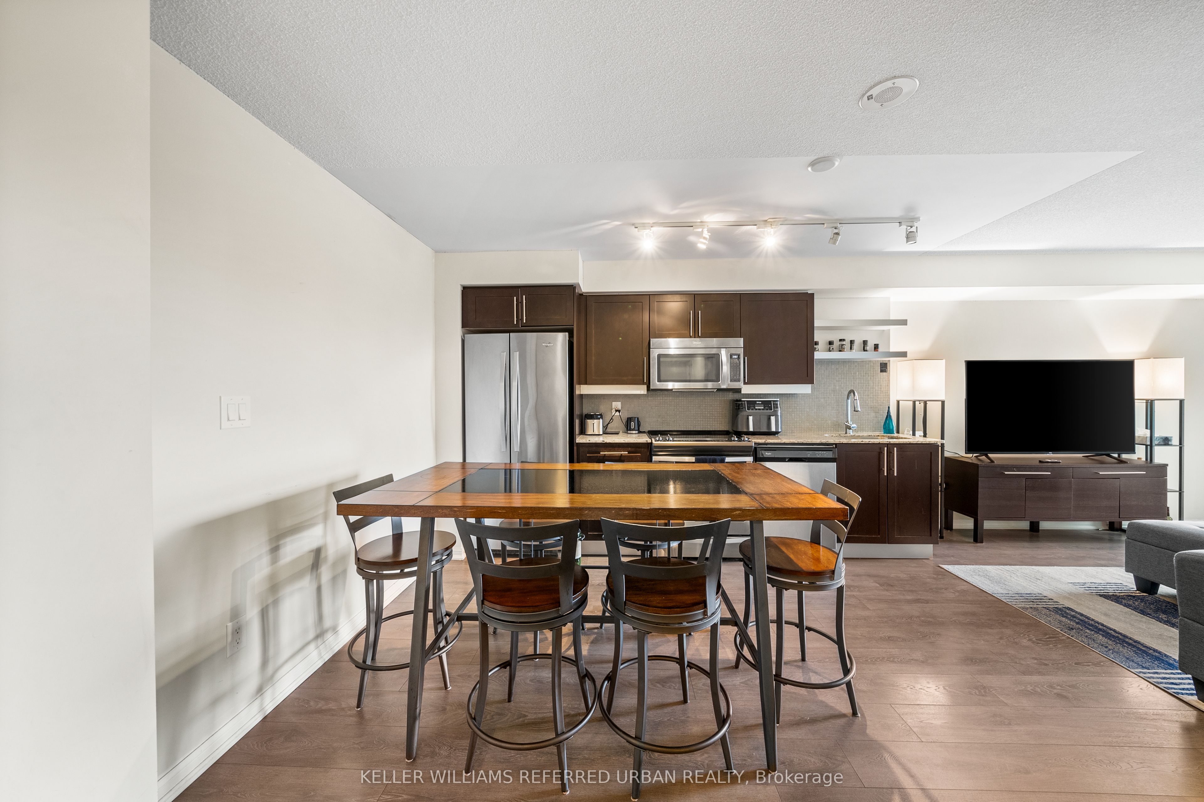 Additional image 4 of 1022-400 Adelaide Street E, Toronto, ON, M5A 4S3
