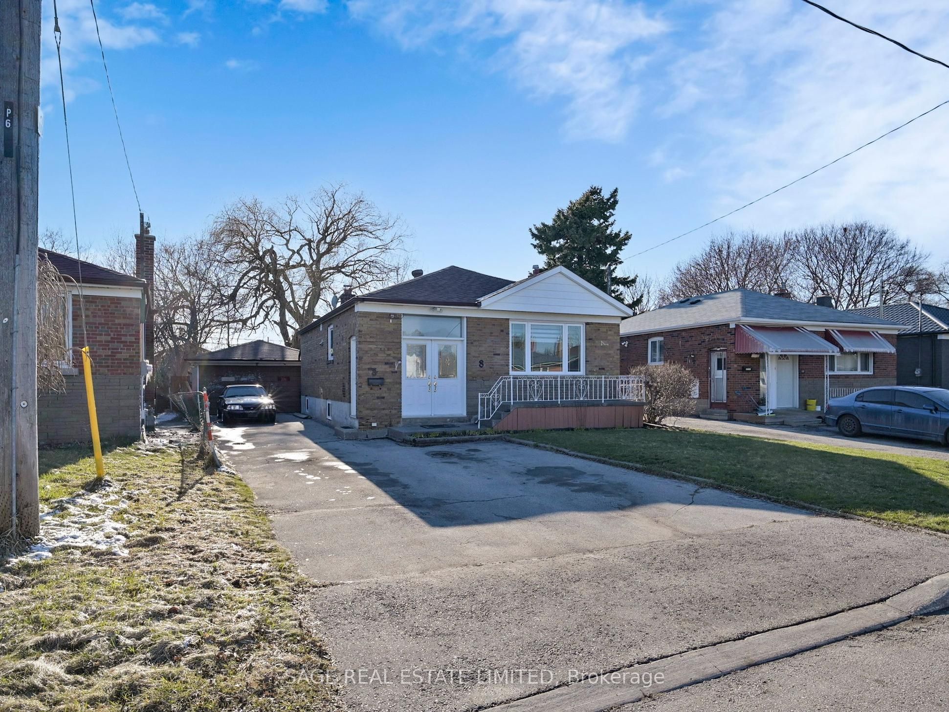 Additional image 2 of 8 Lombardy Crescent, Toronto, ON, M1K 4N8