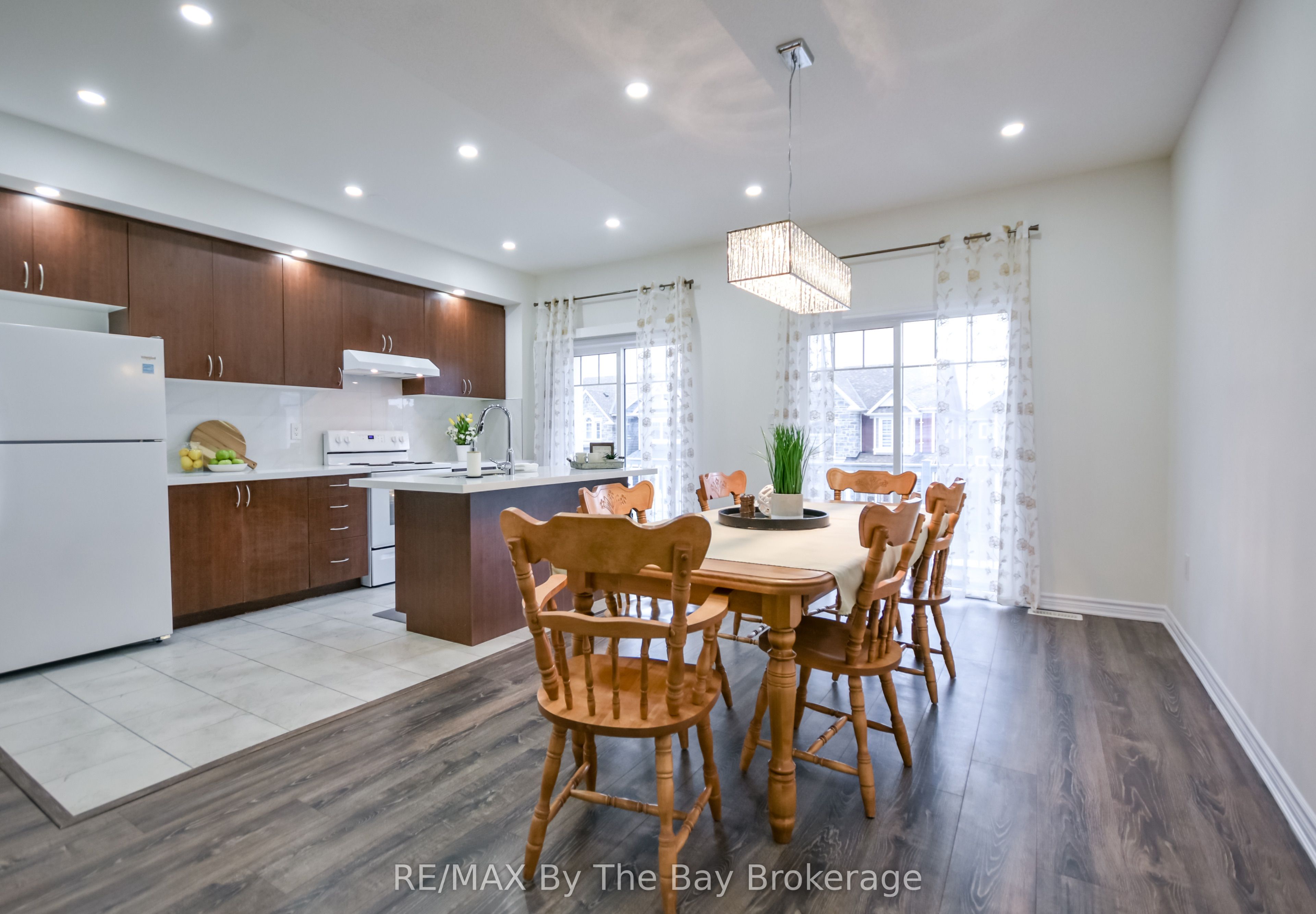 Additional image 4 of 15 Dunes Drive, Wasaga Beach, ON, L9Z 0J1