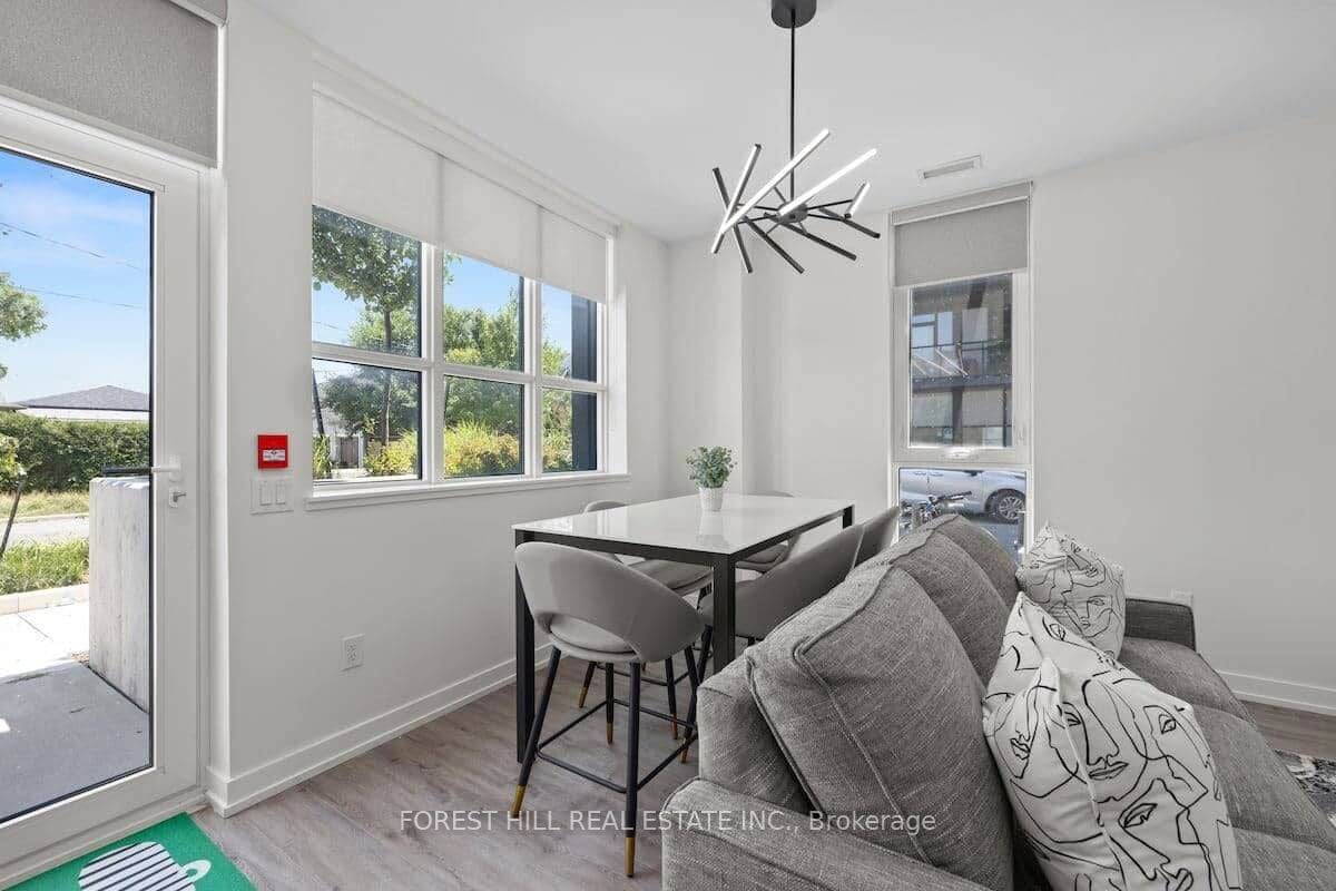Additional image 6 of 101-2300 St Clair Avenue W, Toronto, ON, M6N 0B3