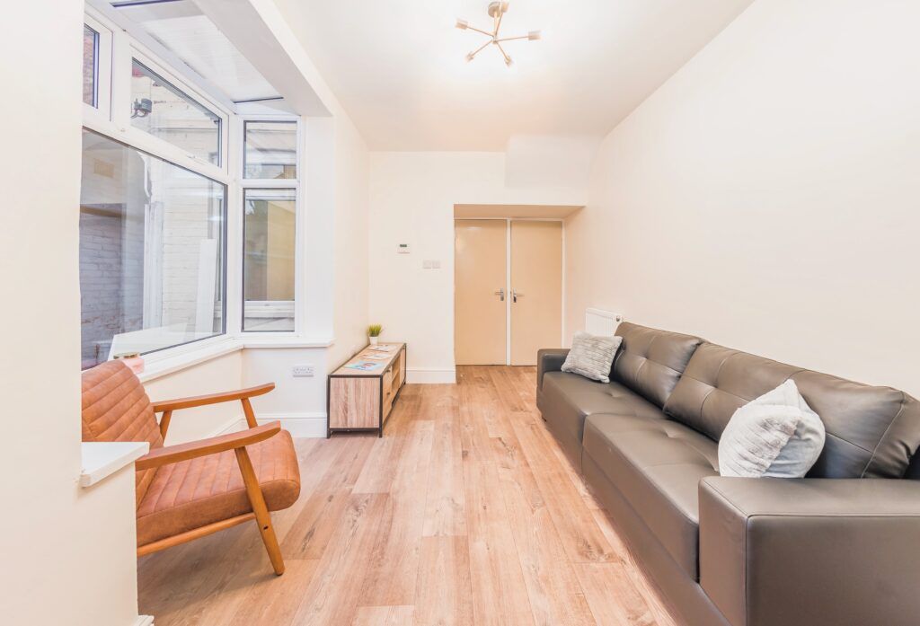Additional image 4 of 5 bed terraced house to rentLuther Street, Leicester LE3
