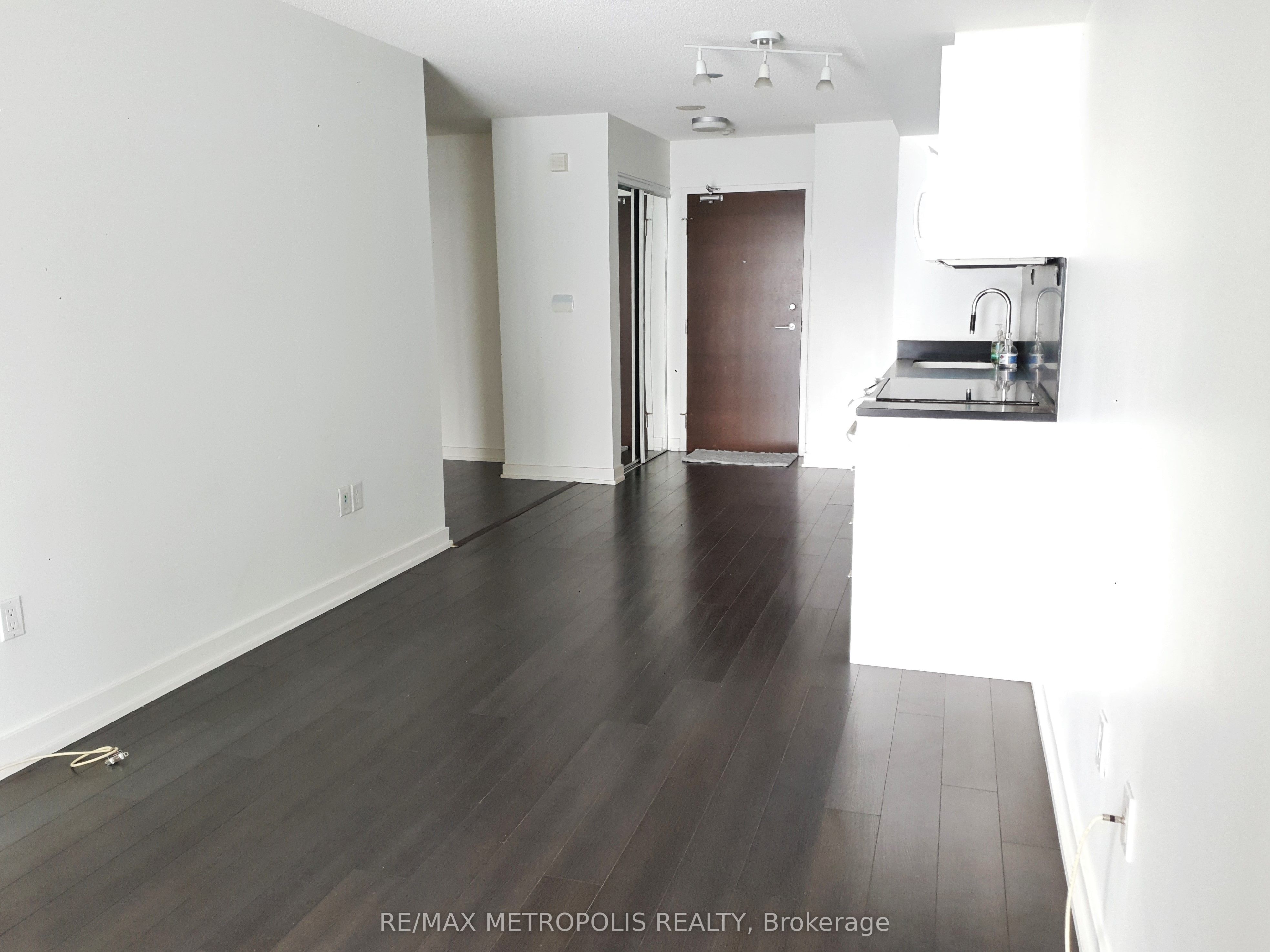 Additional image 3 of 1210-21 Iceboat Terrace, Toronto, ON, M5V 4A9