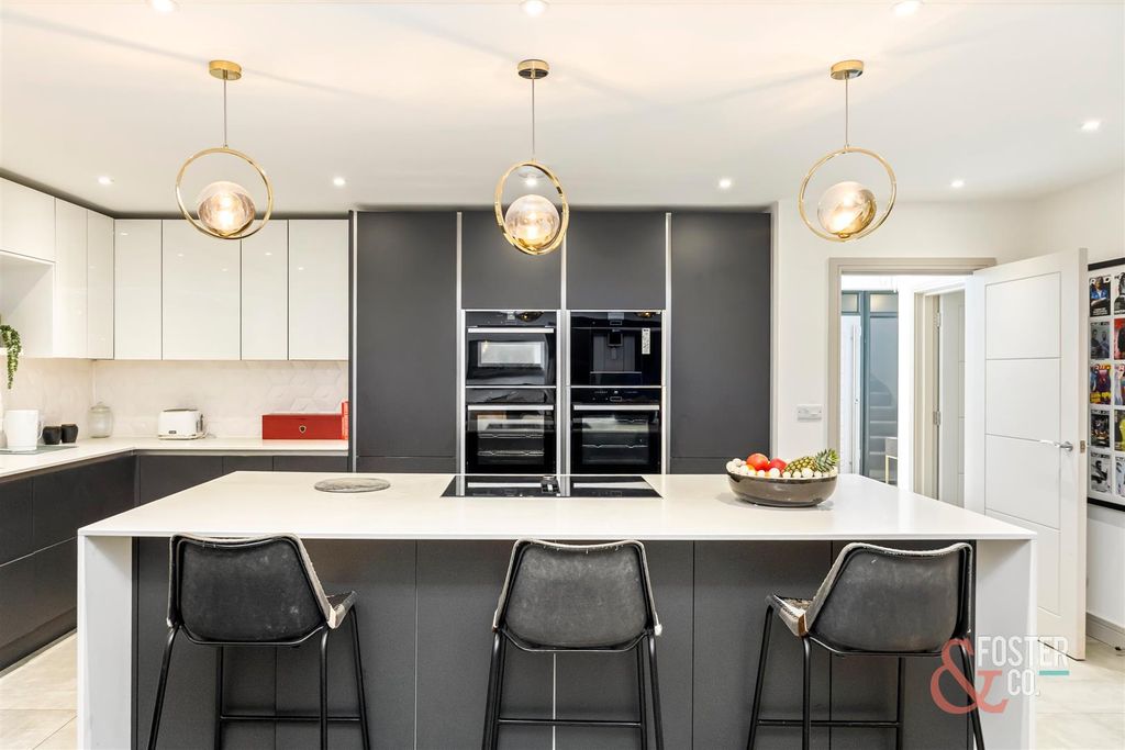 Additional image 22 of 4 bed detached house to rentColebrook Road, Brighton BN1