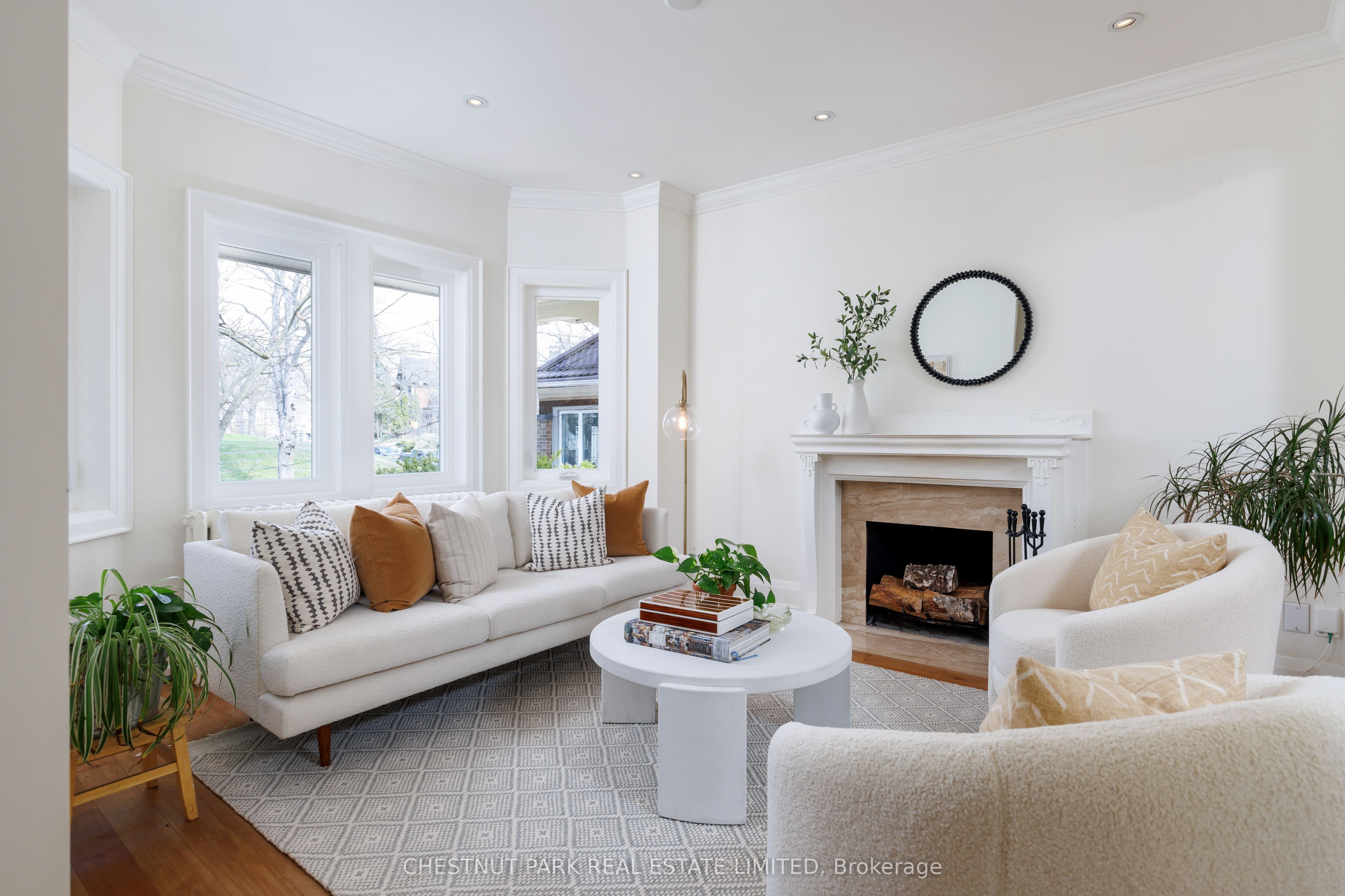 Additional image 3 of 179 Glendonwynne Road, Toronto, ON, M6P 3E8