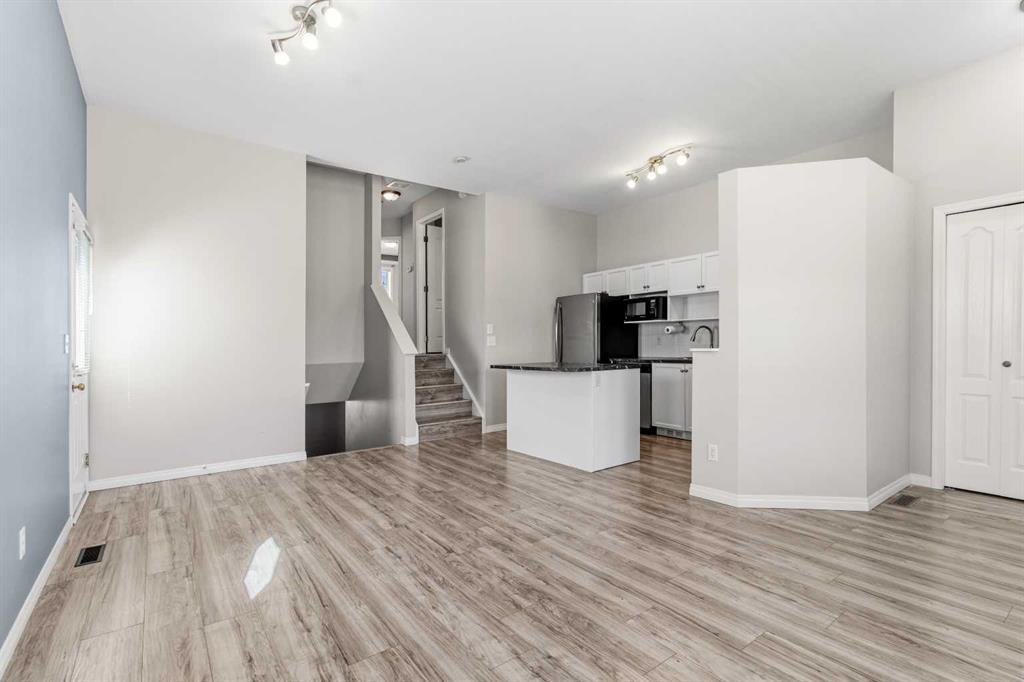 Additional image 4 of 344 Drummond Avenue, Red Deer, AB, T4R 3B6