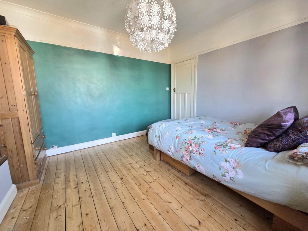 Additional image 16 of 3 bed semi-detached house for saleRegent Street, Leighton Buzzard LU7