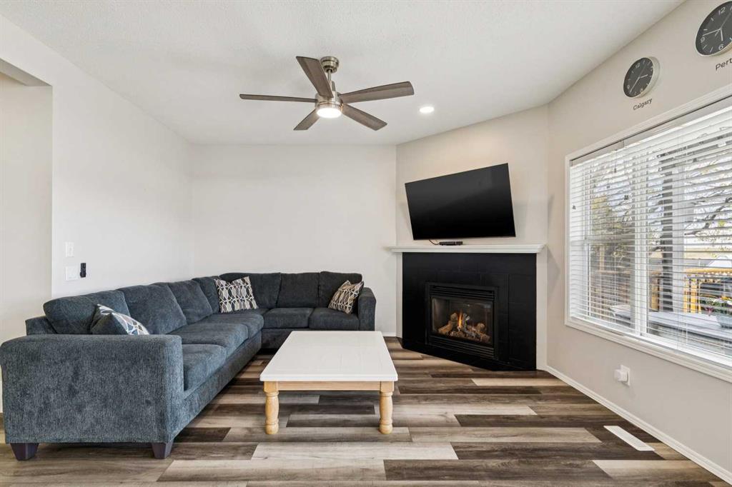 Additional image 6 of 108 Somerside Crescent SW, Calgary, AB, T2Y 4K6