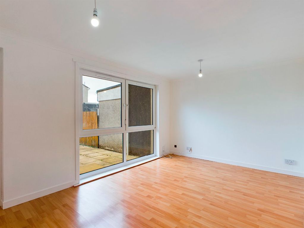 Additional image 2 of 2 bed terraced house to rentGair Crescent, Carluke ML8