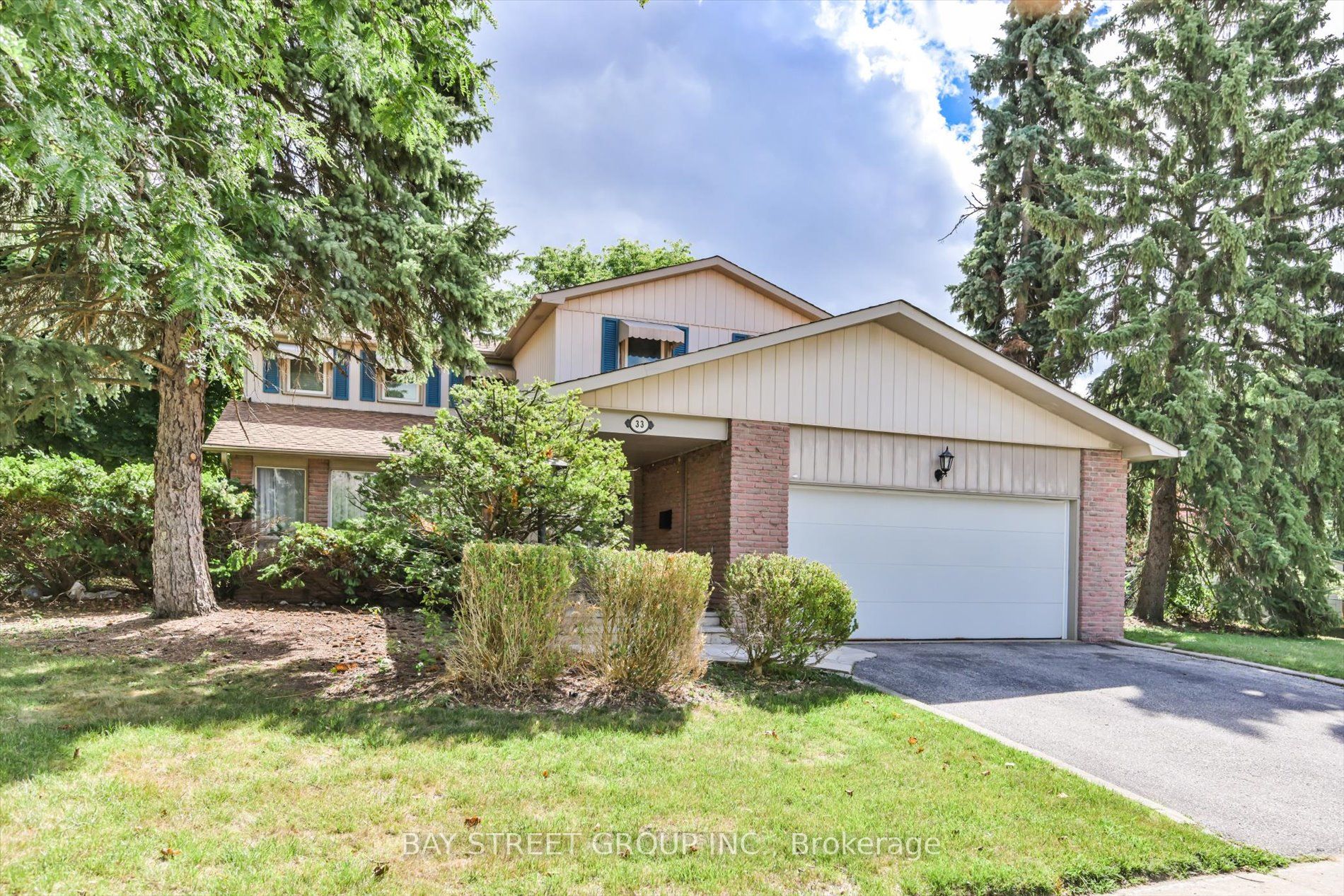 Additional image 2 of 33 Kilchurn Castle Drive, Toronto, ON, M1T 2W3