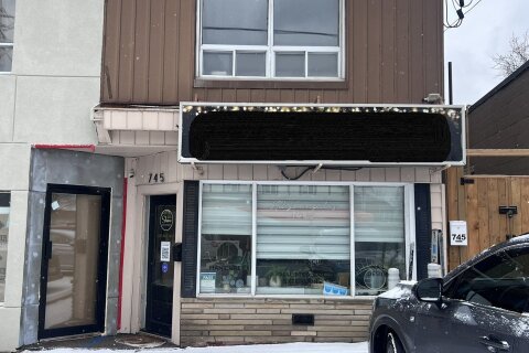Additional image 7 of 745 Lakeshore Road E, Mississauga, ON, L5E 1C6