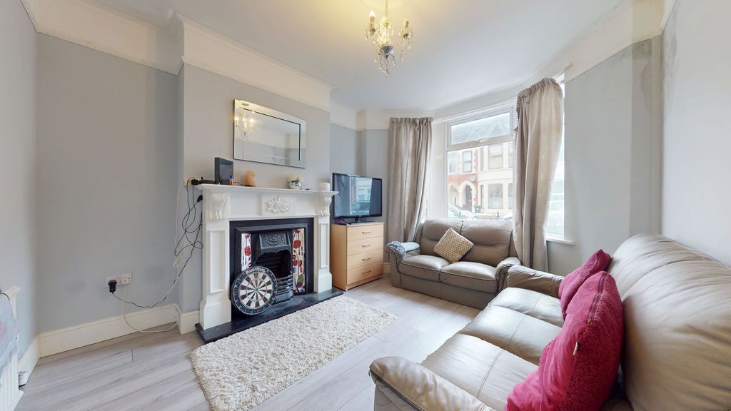 4 bed shared accommodation to rentDogfield Street, Cardiff CF24