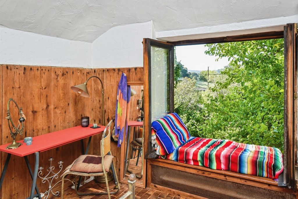 Additional image 18 of 2 bed barn conversion for saleLanes End Hill, Rodden, Frome BA11