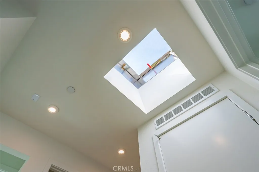 Additional image 25 of 609 S Lyon Street, Santa Ana, CA 92705