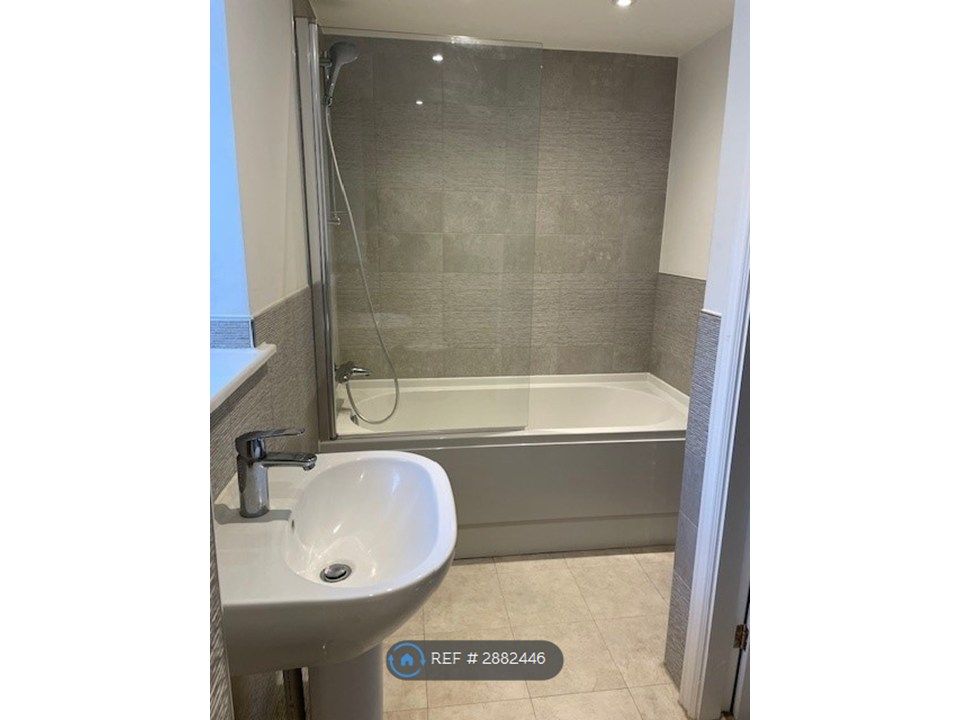Additional image 4 of 2 bed flat to rentLivingstone Place, St. Asaph LL17