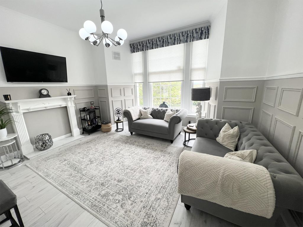 Additional image 2 of 2 bed flat for sale27 Academy Court, Irvine KA12