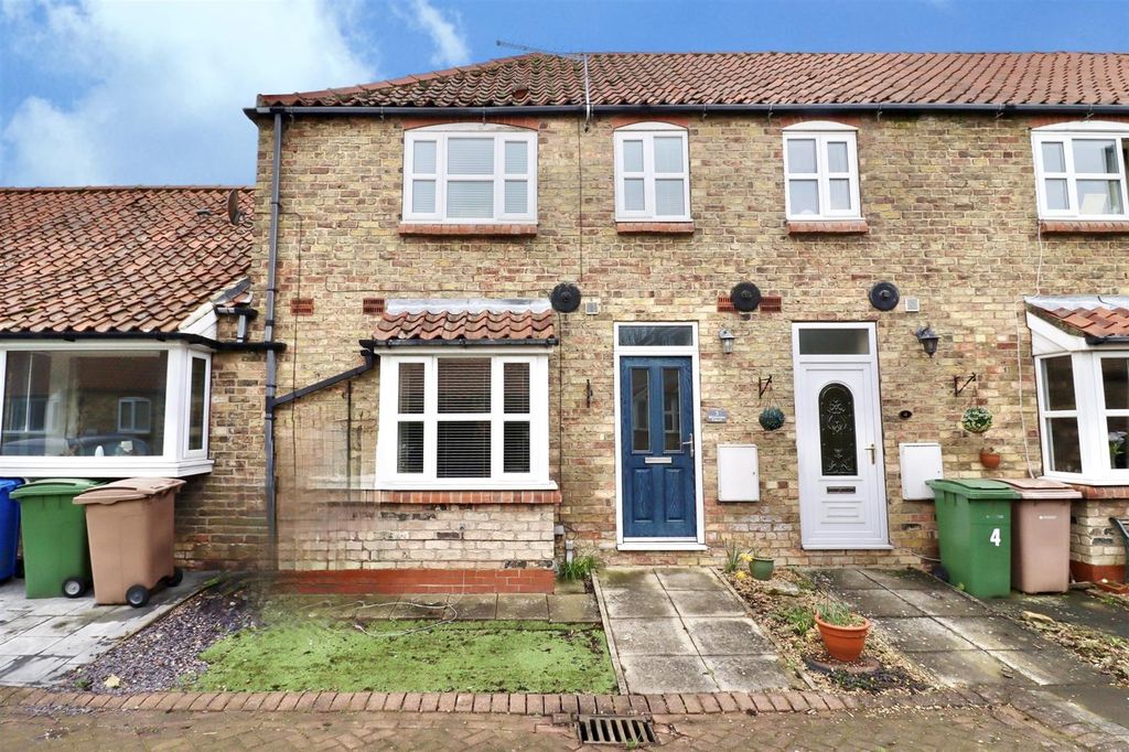 2 bed terraced house to rentMilestone Court, North Cave, Brough HU15