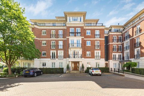 Clevedon Road, East Twickenham TW1