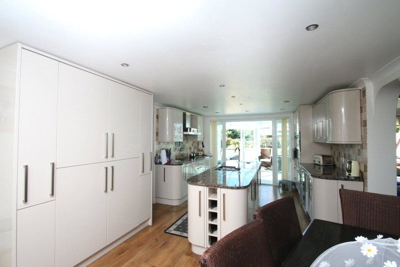 Additional image 8 of 4 bed detached house to rentEast Drive, Angmering, West Sussex BN16