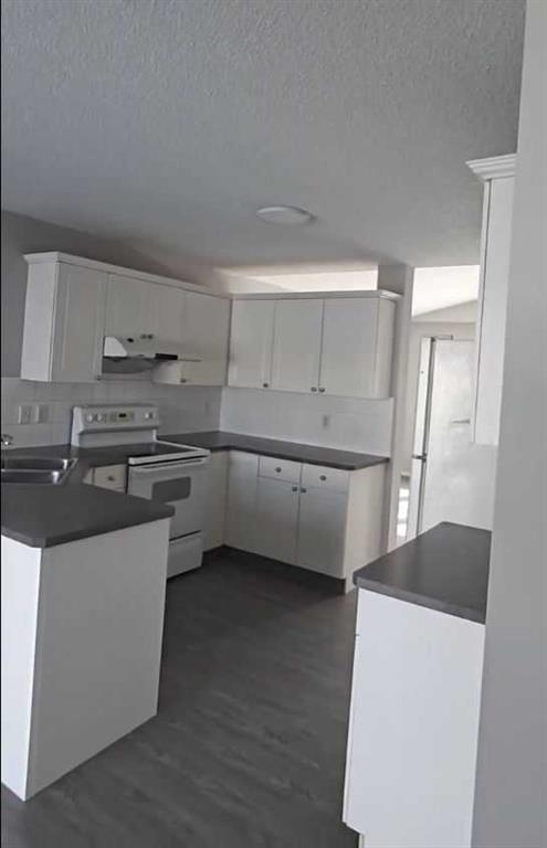 Additional image 3 of 40 Covepark Place NE, Calgary, AB, T3K 5Z8