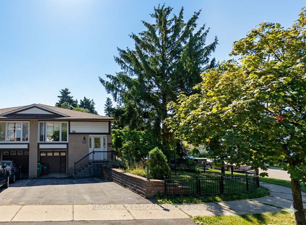 LOWER-2688 Sherhill Drive, Mississauga, ON, L5J 3Z3