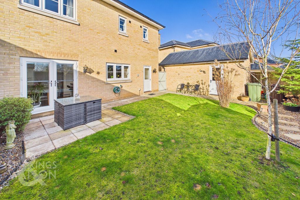 Additional image 20 of 4 bed detached house for saleOak Avenue, Loddon, Norwich NR14