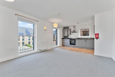 Griffin Road, Edinburgh EH4