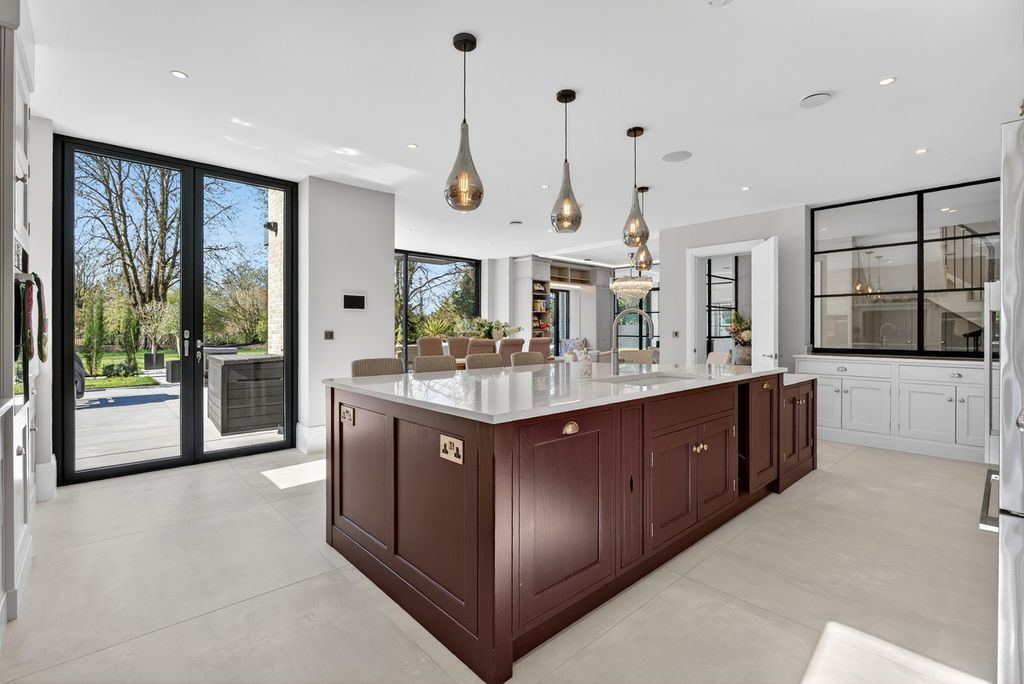 Additional image 7 of 5 bed detached house for saleDorney Reach Road Dorney Reach Maidenhead, Berkshire SL6