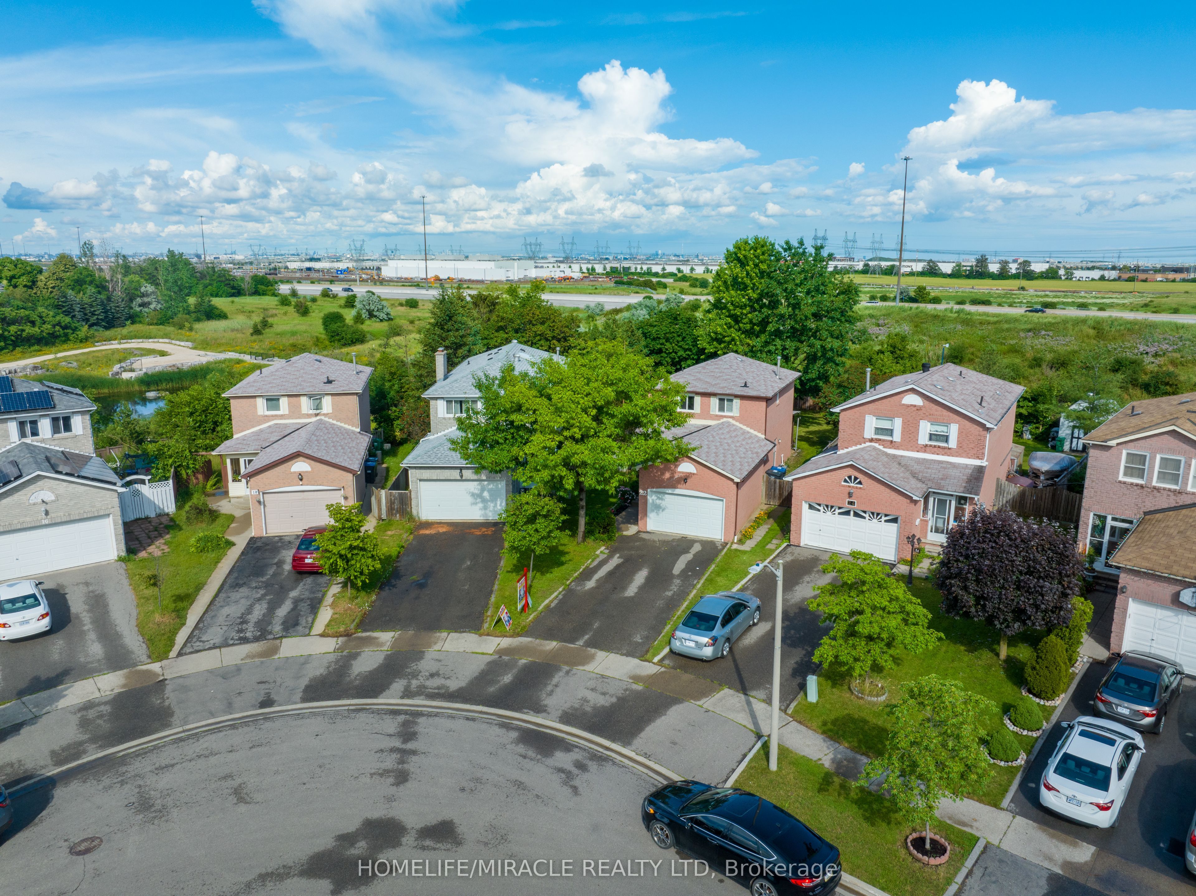 22 Kesteven Crescent, Brampton, ON, L6W 4E1 photo 5